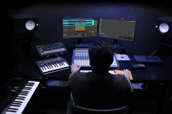 www.irantanin.com mixmastering 2021 250x167 - آموزش های تصویری موسیقی